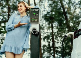 Elektromos autó töltés ára 2024-ben: Tippek és tanácsok vállalkozásoknak és magánszemélyeknek