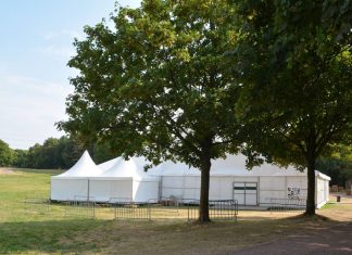 Időjárás? Nem akadály – mikor éri meg ipari sátor bérlésben gondolkodni?